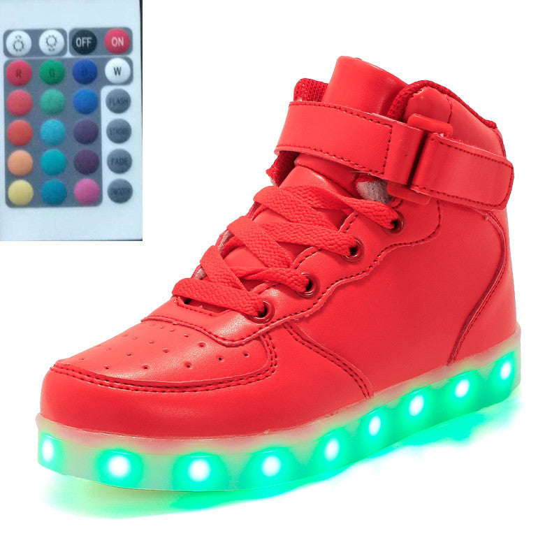 Haute-top Chaussures Lumineux à LED Télécommande Lumière Chaussures Carré Ghost Dance Lumière Chaussures Lumineux Chaussures de Course Hommes Et femmes Chaussures