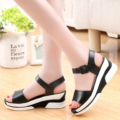 Trifle heel platform sandals