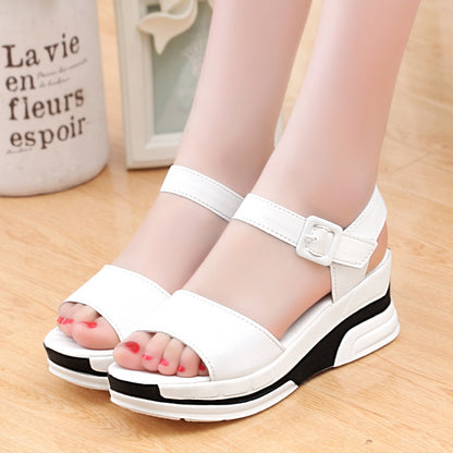 Trifle heel platform sandals